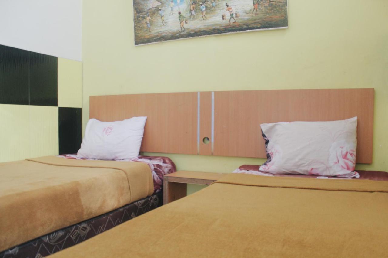 Olive Guest House Bumi Mas Raya Banjarmasin  Exterior photo