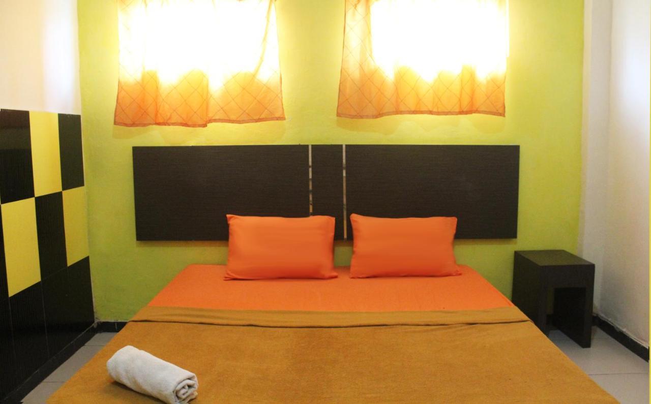 Olive Guest House Bumi Mas Raya Banjarmasin  Exterior photo
