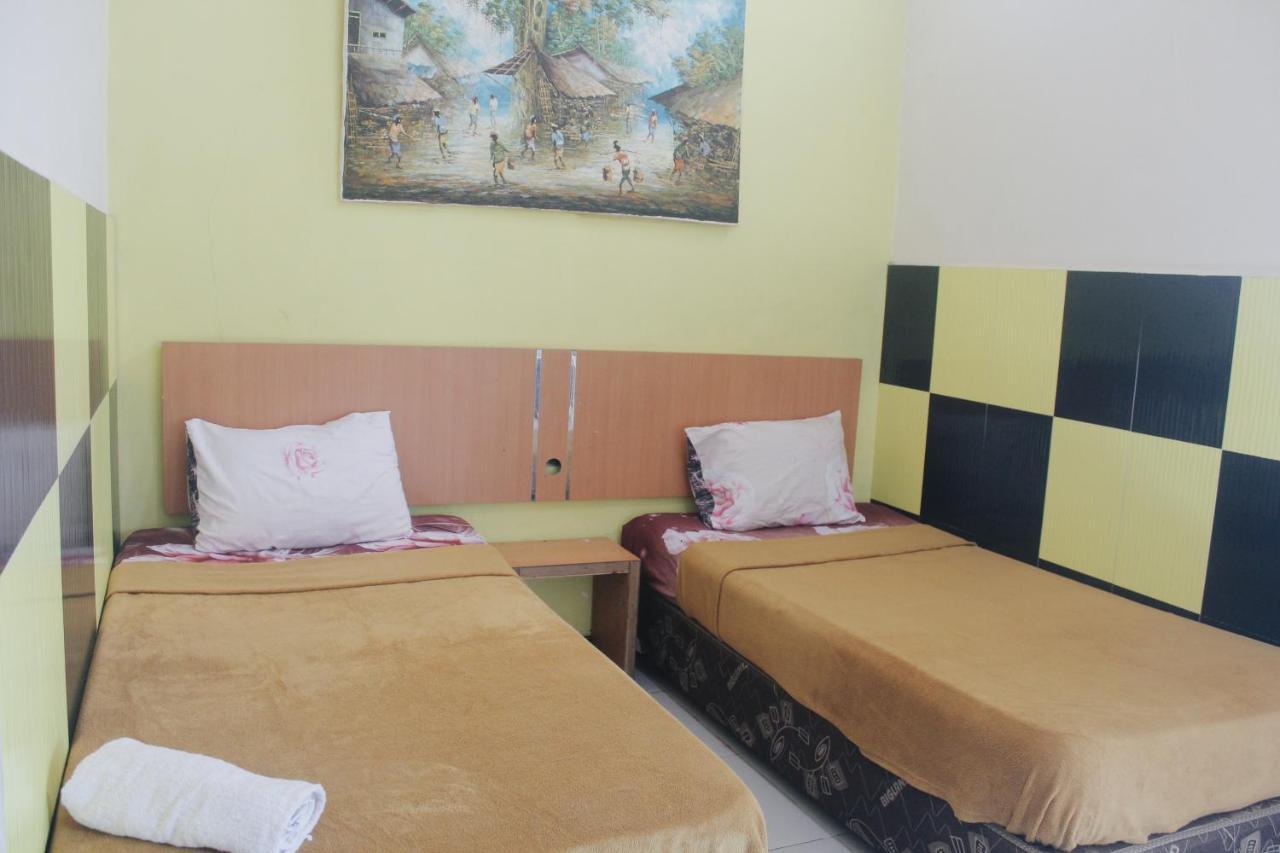 Olive Guest House Bumi Mas Raya Banjarmasin  Exterior photo